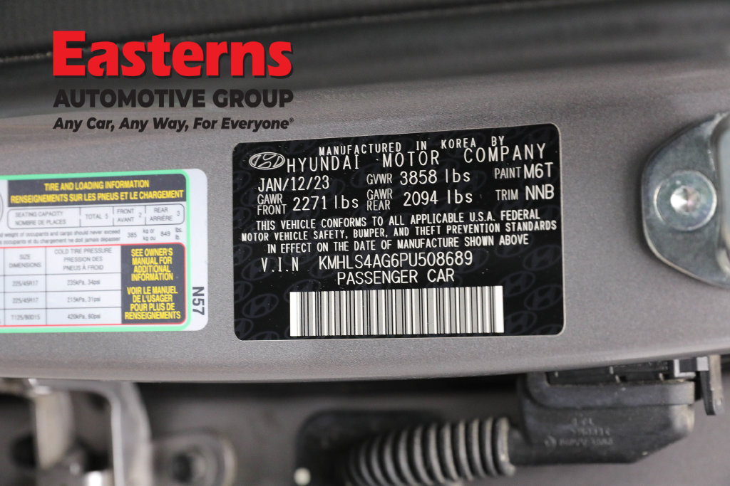 Used 2023 Hyundai Elantra SEL w/ Convenience Package FWD image 30