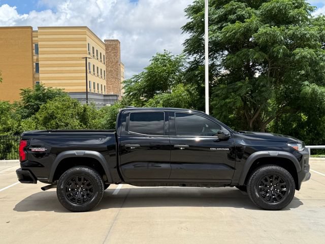 Used 2024 Chevrolet Colorado Trail Boss w/ Technology Package AWD/4WD image 6