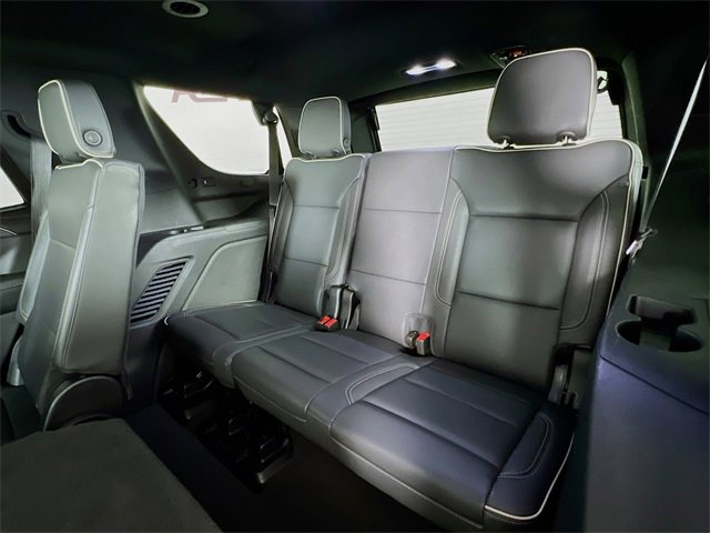 Used 2024 GMC Yukon SLT image 35