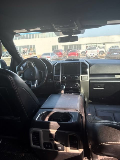 Used 2019 Ford F150 Lariat w/ Equipment Group 502A Luxury AWD/4WD image 9