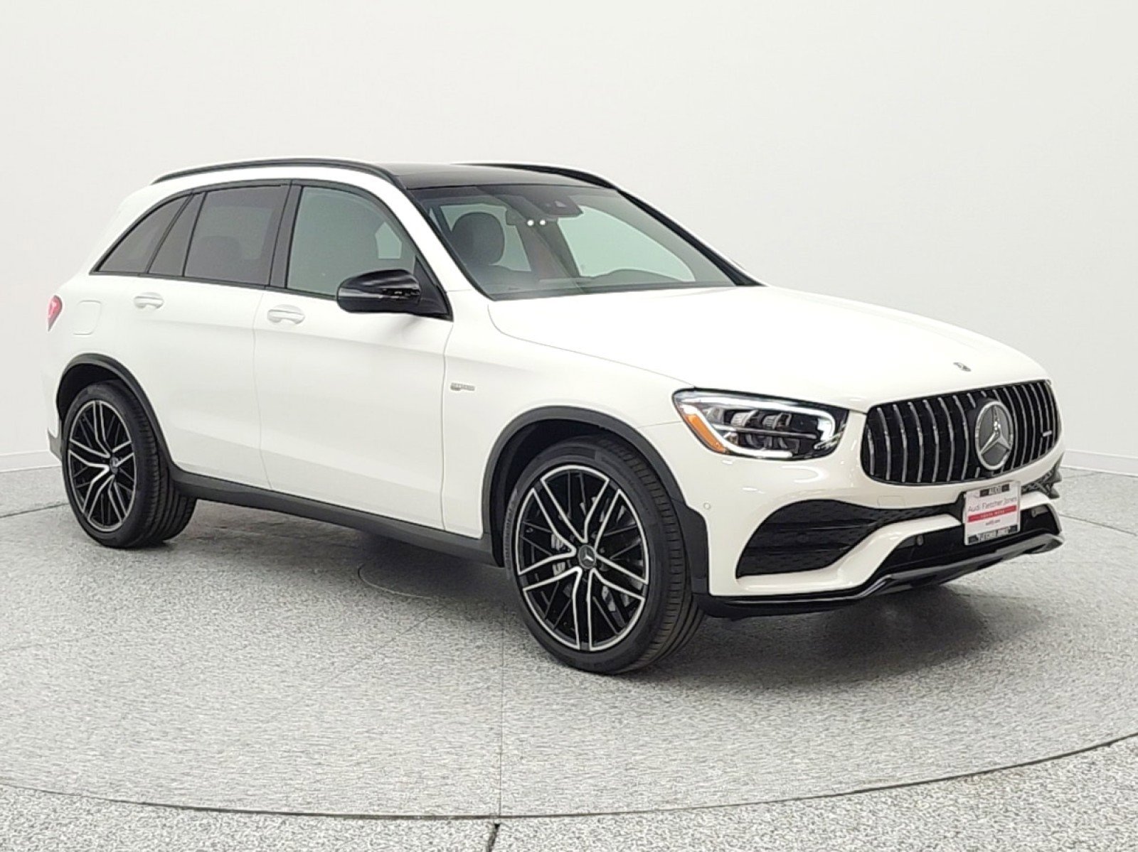 Used 2022 Mercedes-Benz GLC 43 AMG 4MATIC image 3