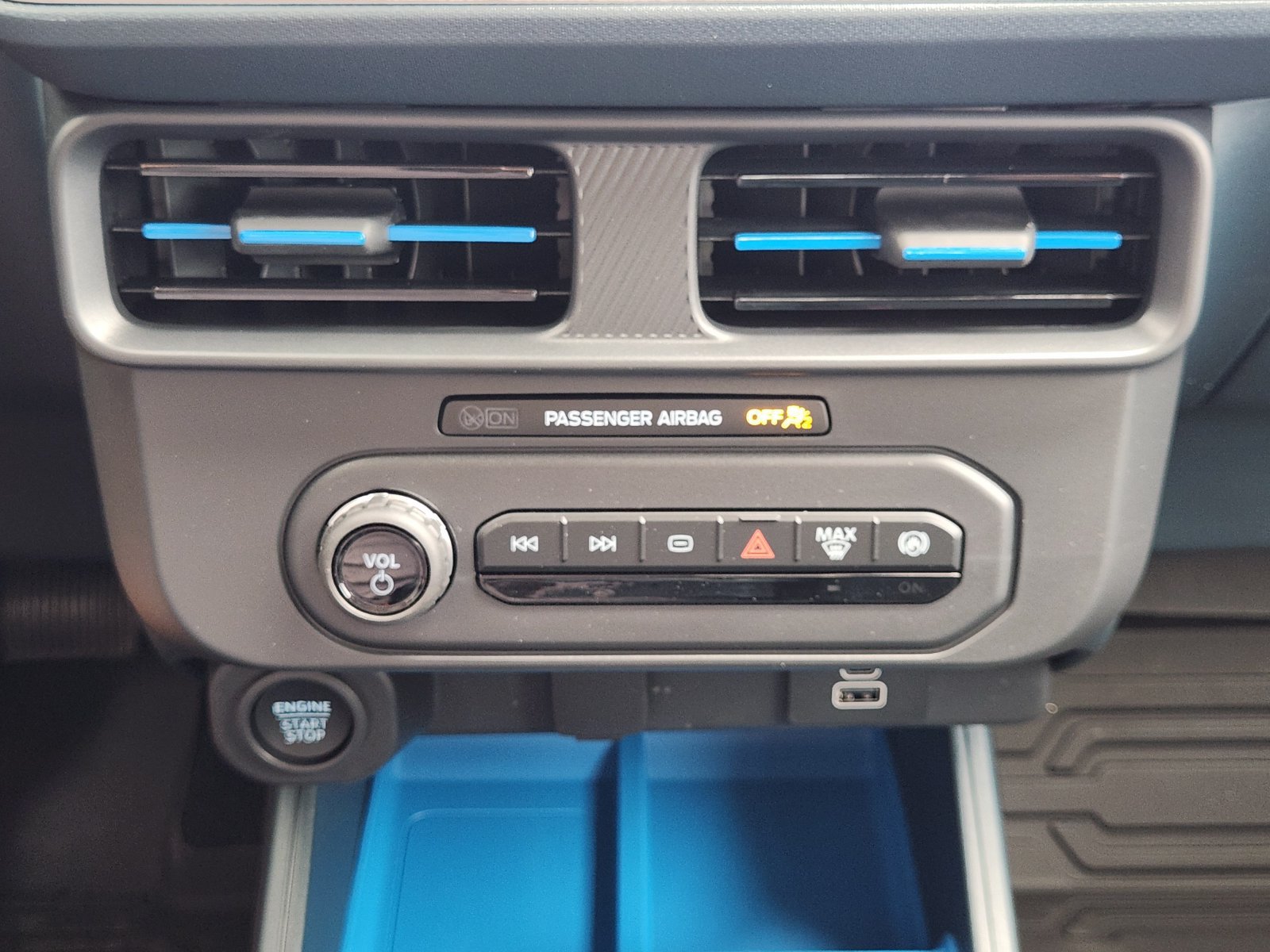 New 2026 Ford Maverick XLT FWD image 18