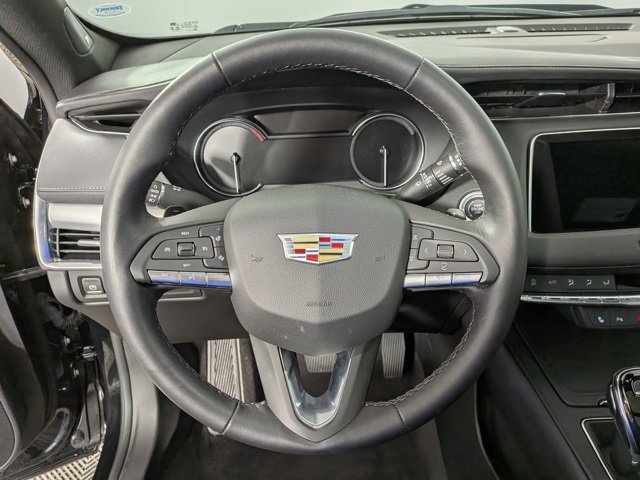 Certified 2023 Cadillac XT4 Premium Luxury w/ Cold Weather Package image 20