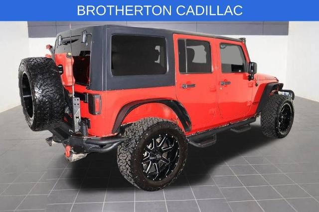 Used 2016 Jeep Wrangler Unlimited Rubicon w/ Connectivity Group image 6