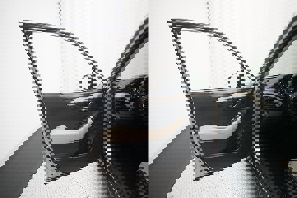 Used 2020 Subaru Outback Premium image 29