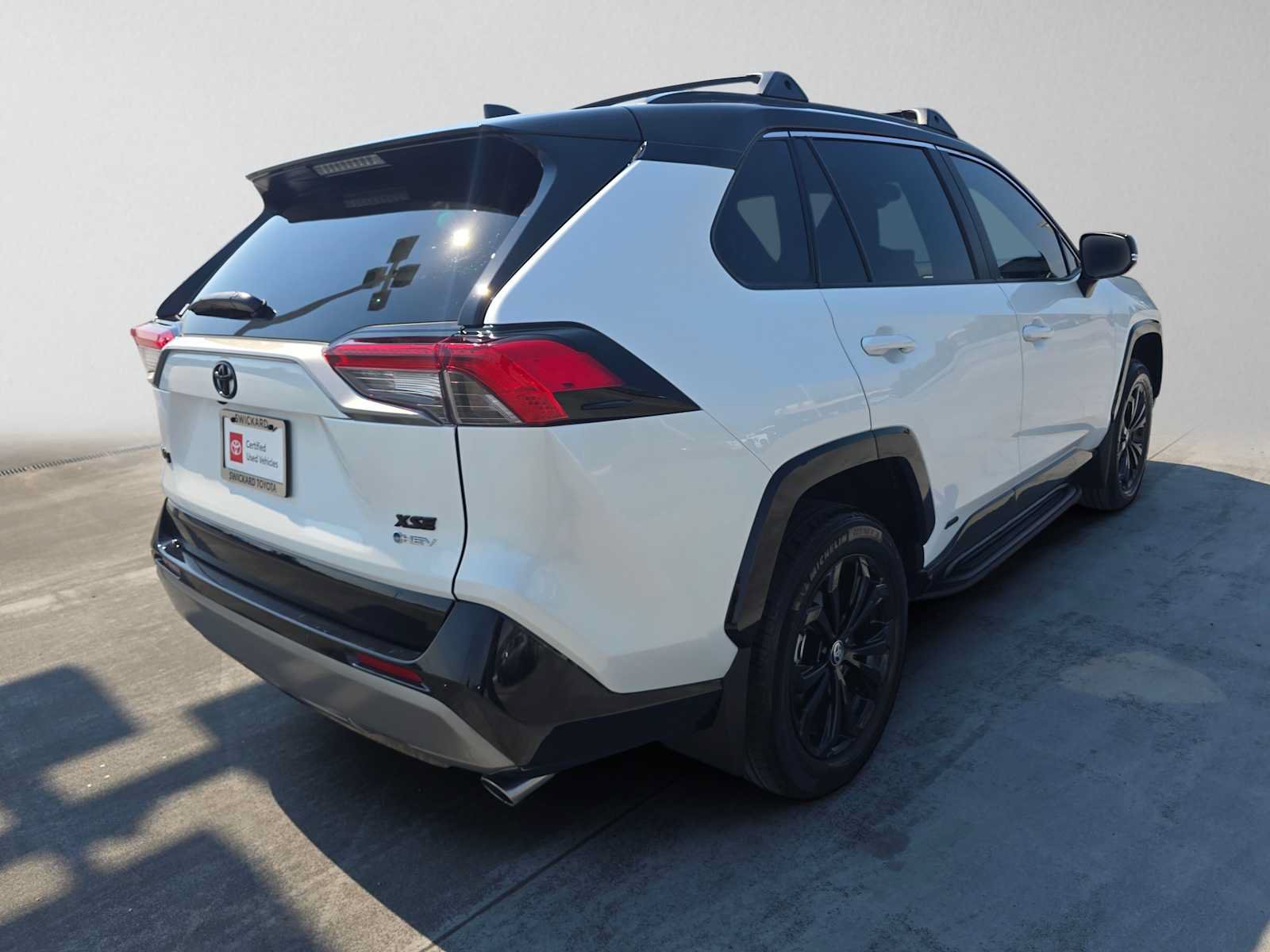 Certified 2025 Toyota RAV4 XSE w/ Advanced Technology Package AWD/4WD image 3