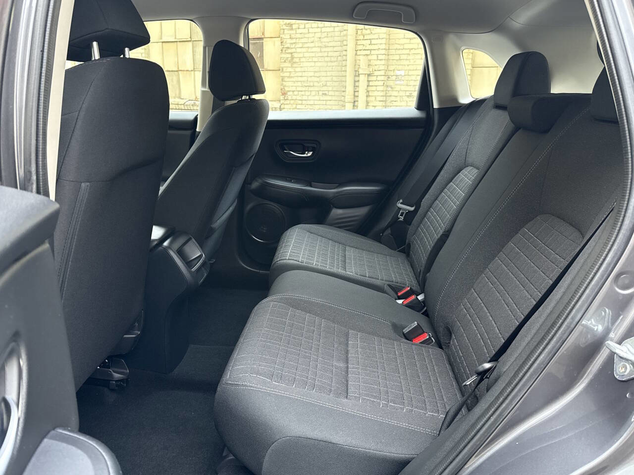 Used 2023 Honda HR-V LX image 13