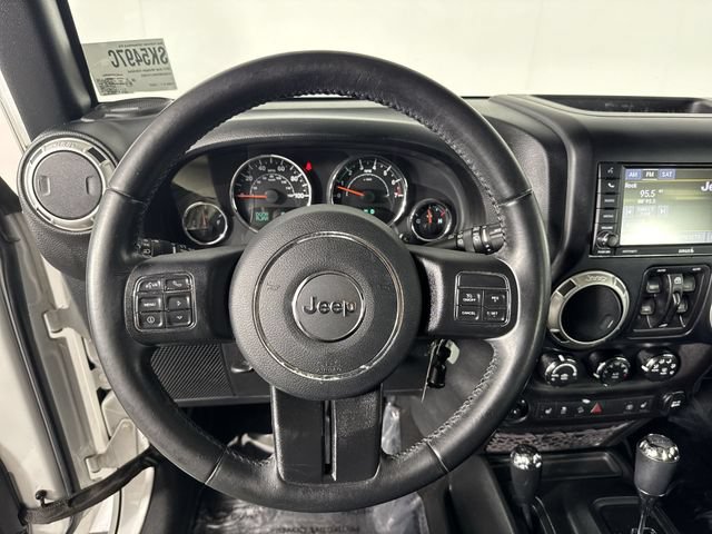 Used 2017 Jeep Wrangler Unlimited Sahara w/ Mopar Chrome Edition Group AWD/4WD image 9