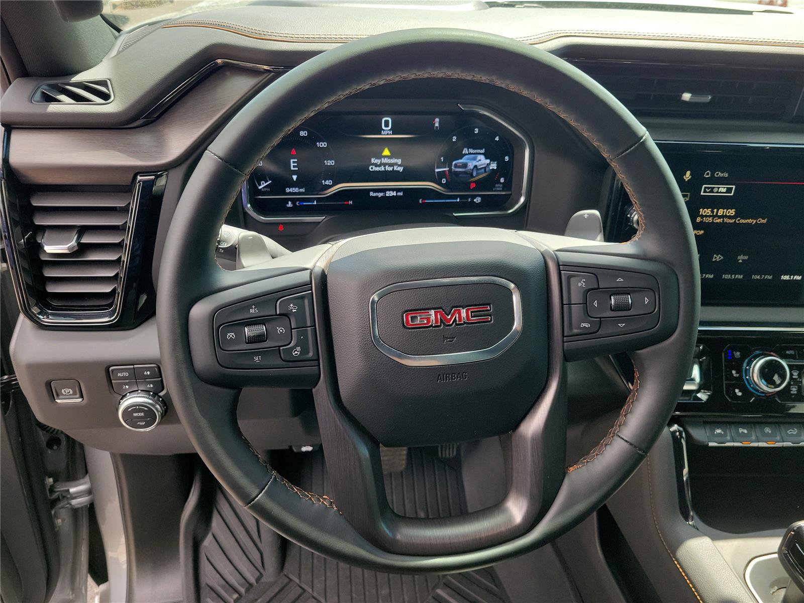 Used 2025 GMC Sierra 1500 AT4 w/ Technology Package AWD/4WD image 22