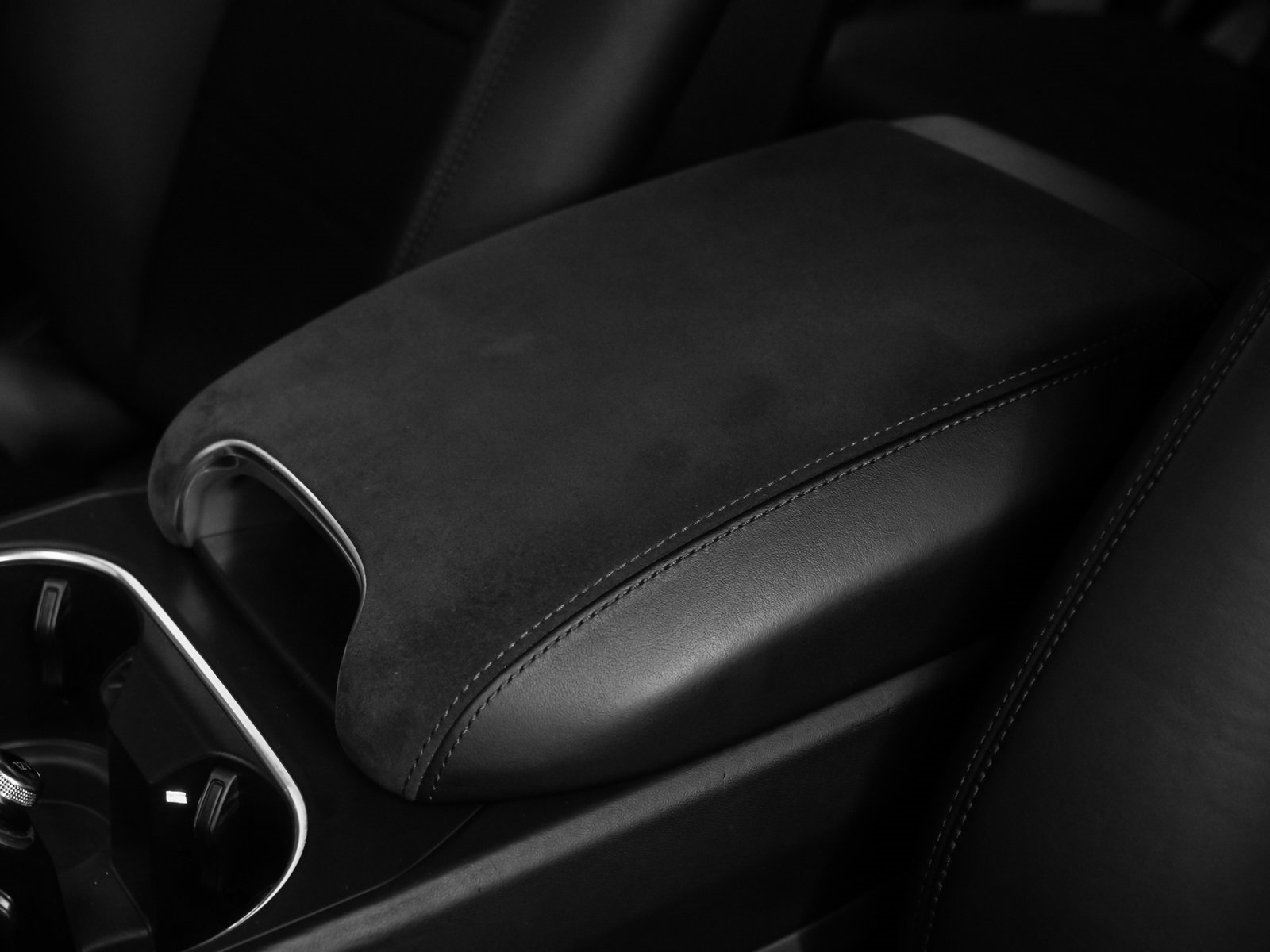 Used 2023 Porsche Cayenne GTS image 43