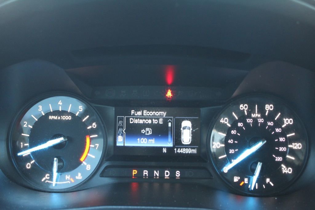 Used 2018 Ford Explorer XLT image 33