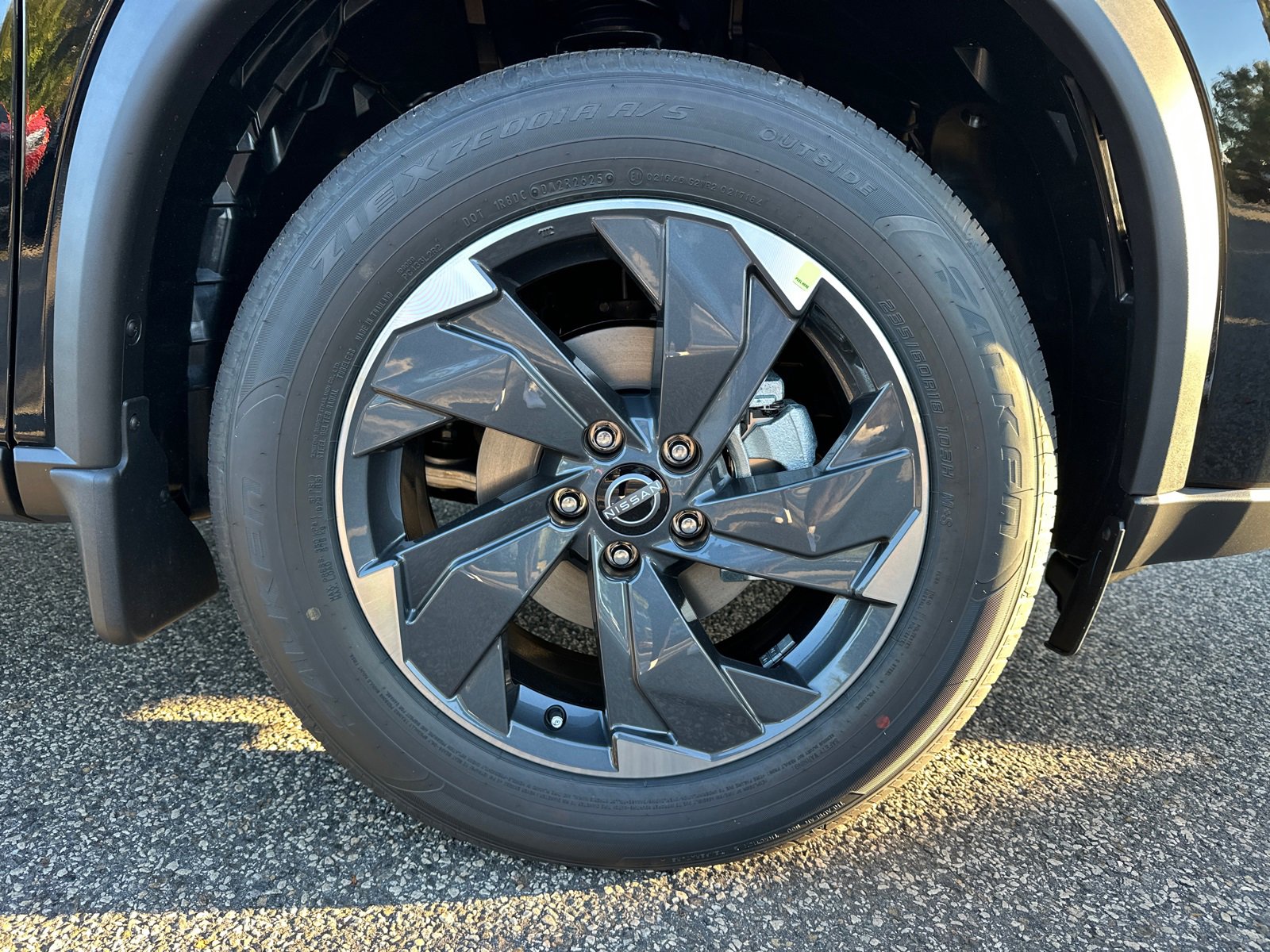 New 2026 Nissan Rogue SV w/ SV Premium Package image 12