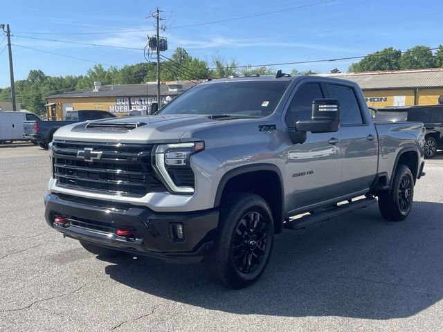 Used 2025 Chevrolet Silverado 2500 LT w/ Trail Boss Package image 9