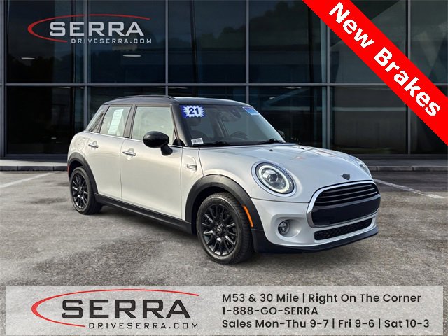 Used 2021 MINI Cooper 4-Door Hardtop w/ 6.5" Touchscreen Package image 7