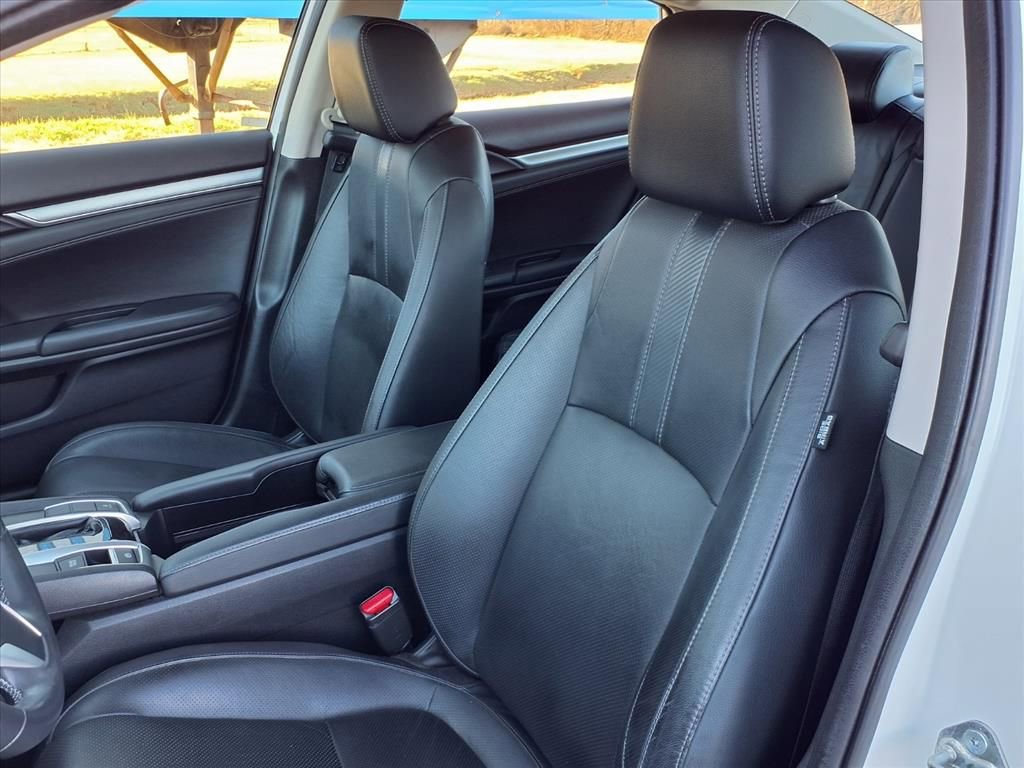Used 2017 Honda Civic Touring image 12