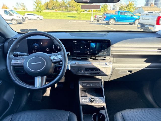 Used 2025 Hyundai Kona Limited AWD/4WD image 23