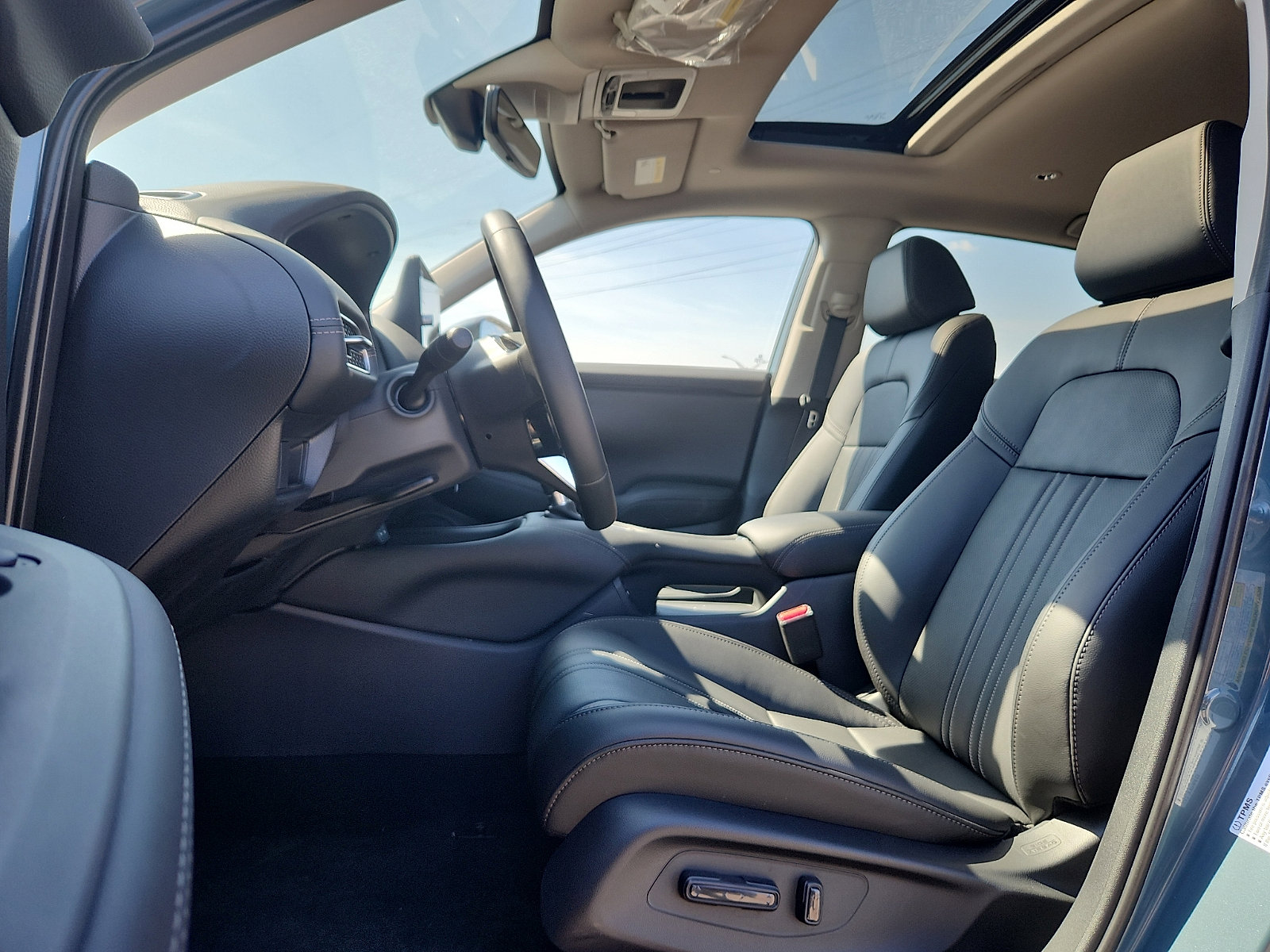 New 2026 Honda HR-V EX-L image 9