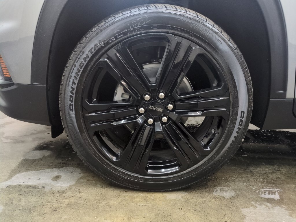 New 2026 GMC Acadia Elevation w/ Black Edition image 12