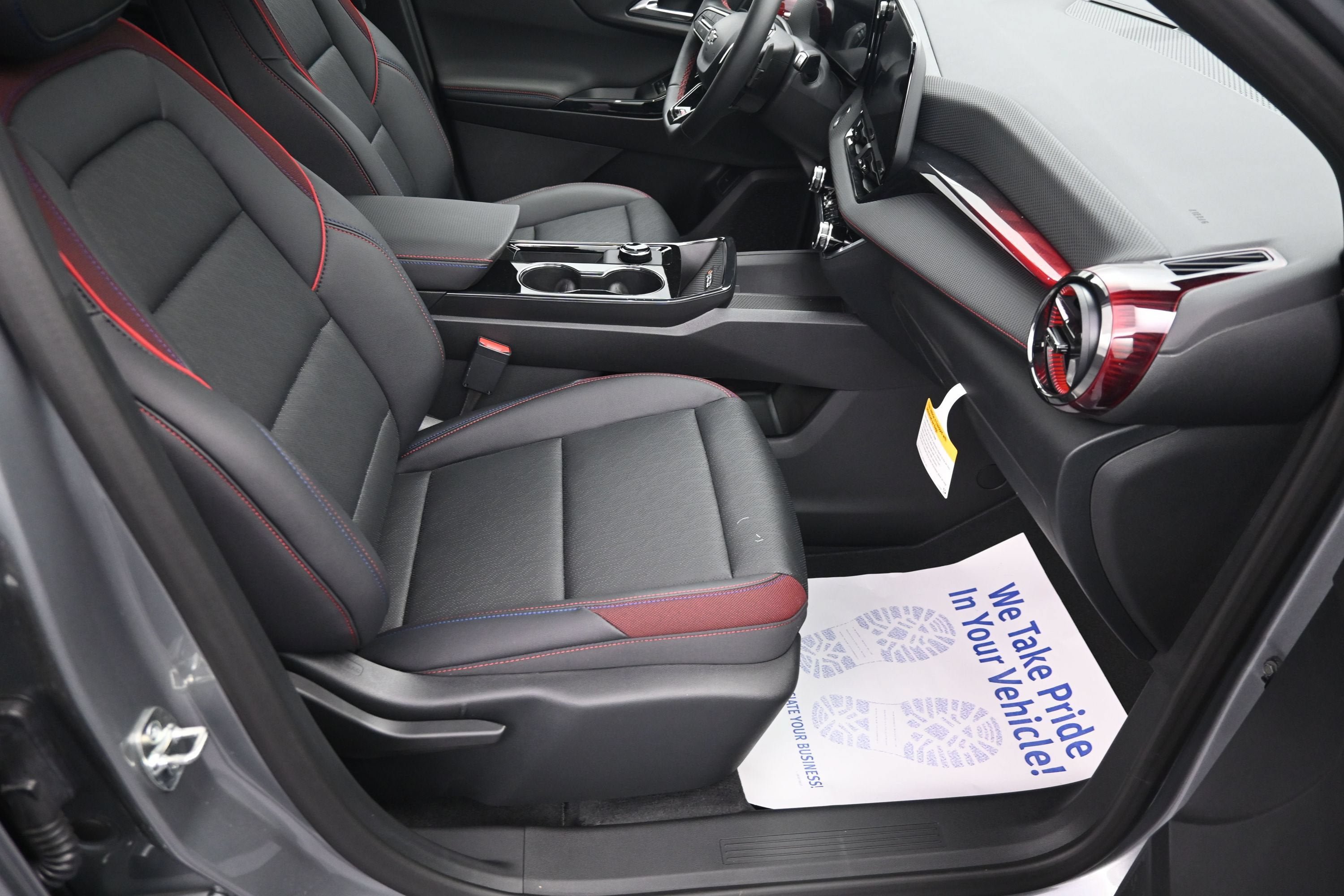 New 2026 Chevrolet Equinox RS w/ Safety and Technology Package AWD/4WD image 31