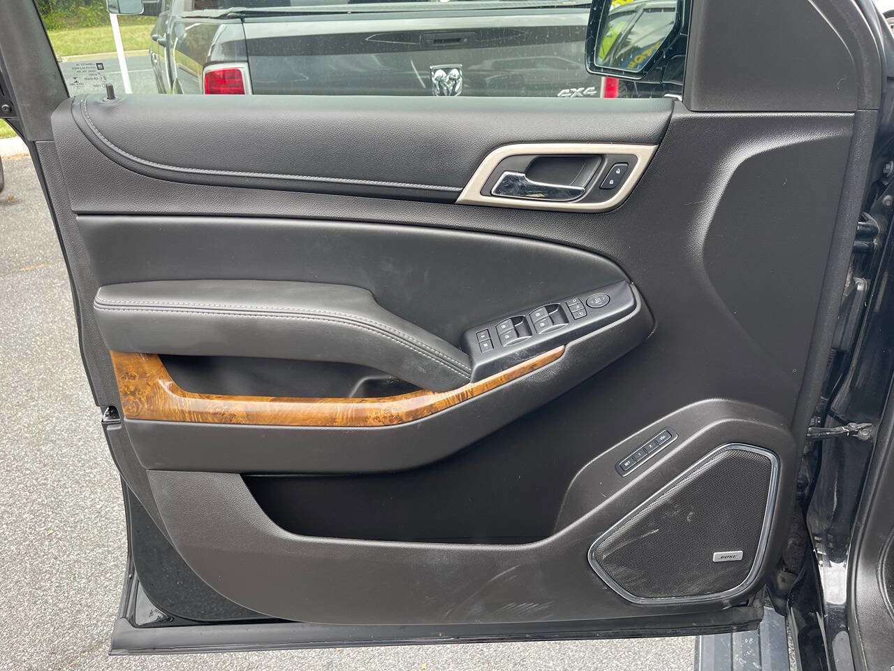 Used 2015 GMC Yukon XL Denali w/ Premium Package image 21