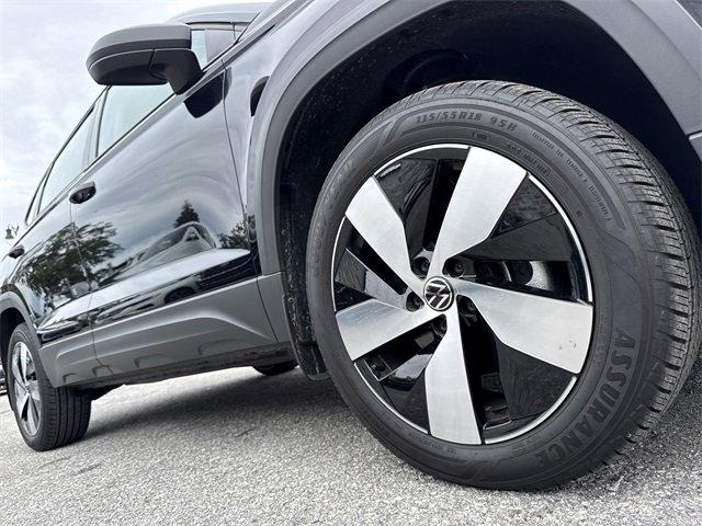 Used 2025 Volkswagen Taos S image 11