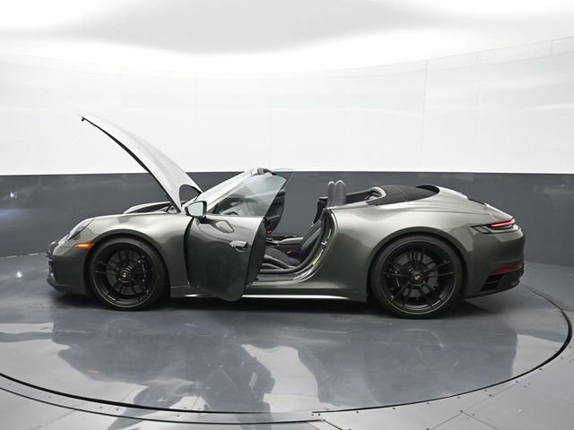 Certified 2024 Porsche 911 Carrera GTS image 24