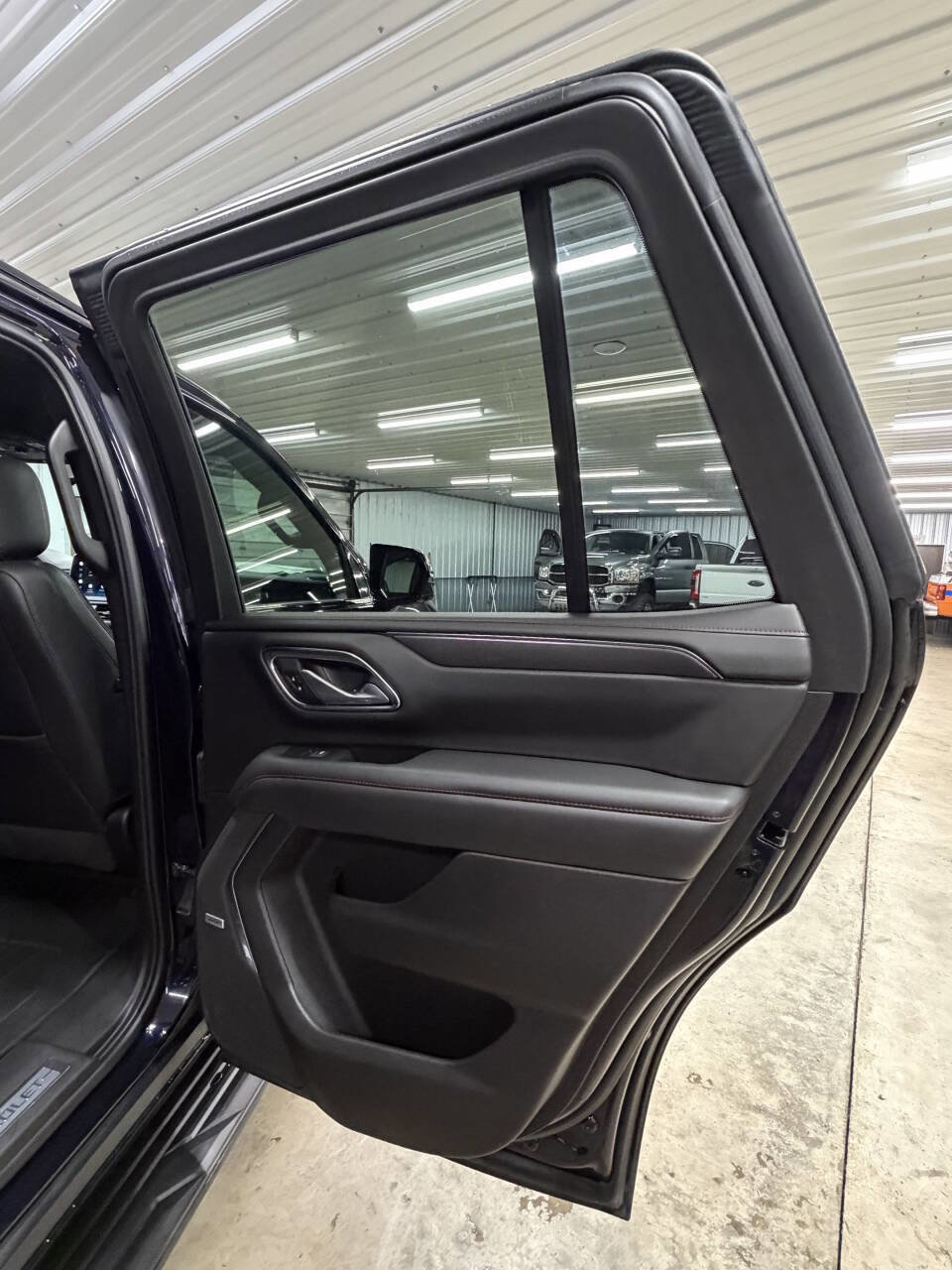 Used 2022 Chevrolet Tahoe RST w/ Sport Performance Package image 39