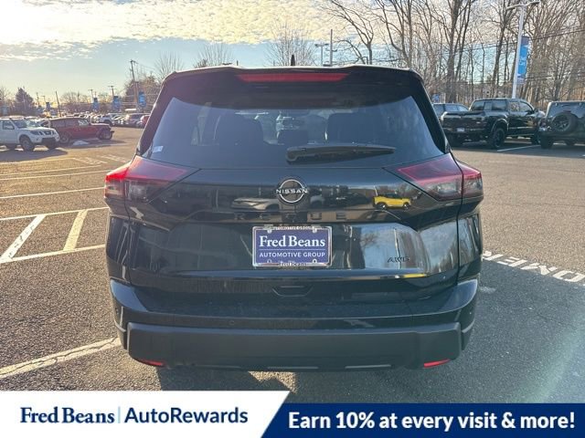 New 2026 Nissan Rogue SV image 8