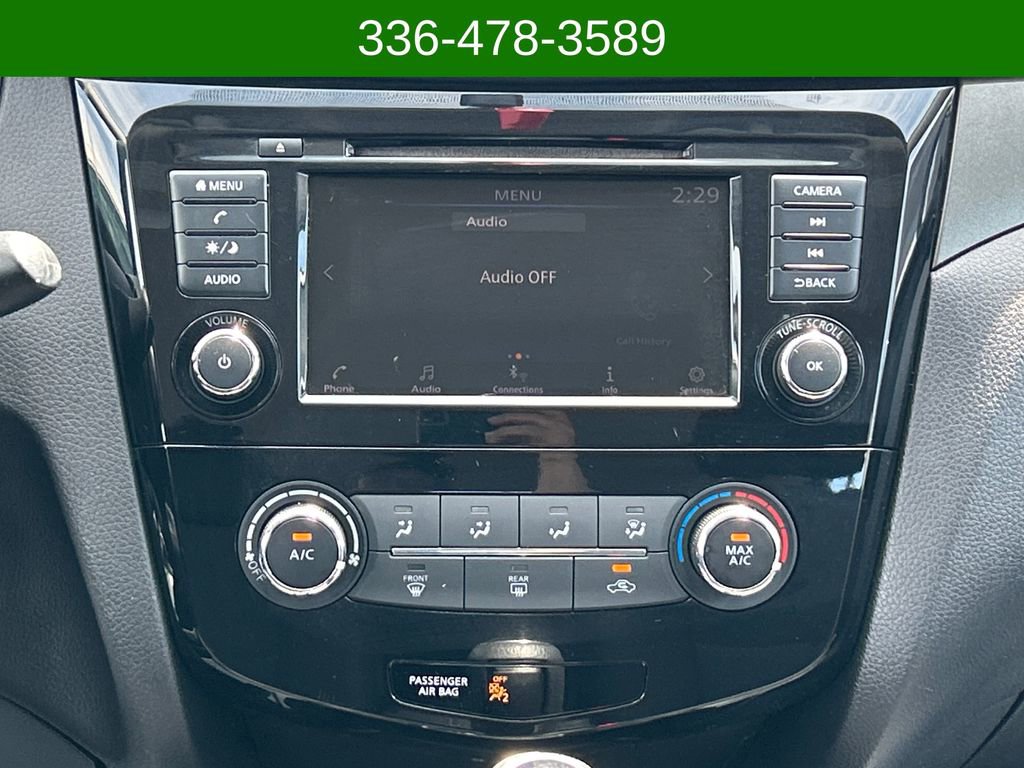 Used 2019 Nissan Rogue Sport S image 19