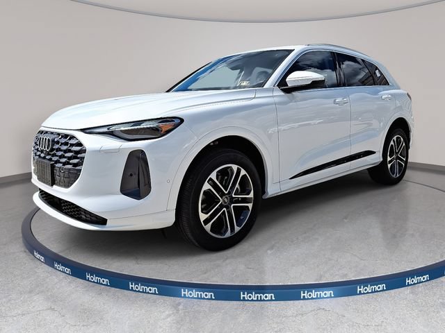 Used 2025 Audi Q5 Premium w/ Convenience Package