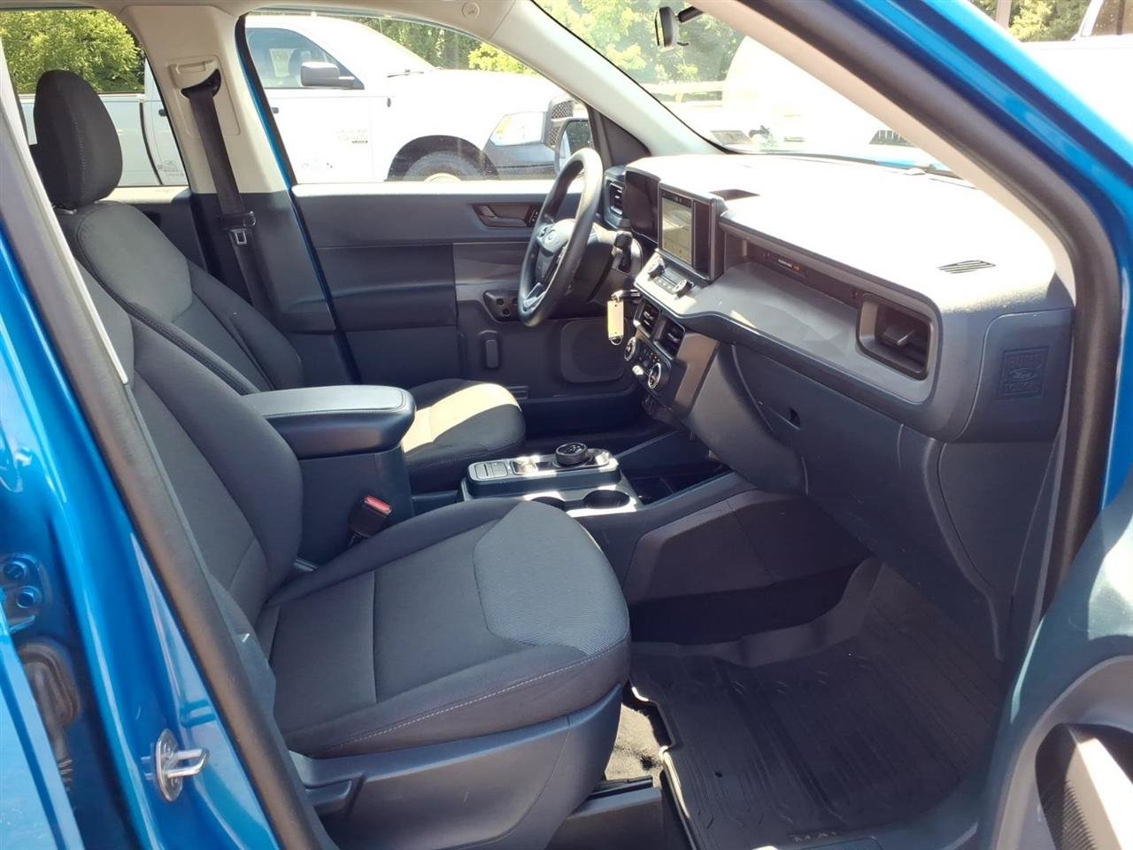 Used 2022 Ford Maverick XL FWD image 11