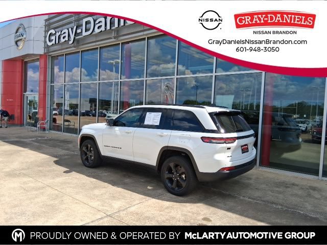 Used 2023 Jeep Grand Cherokee Limited w/ Luxury Tech Group II