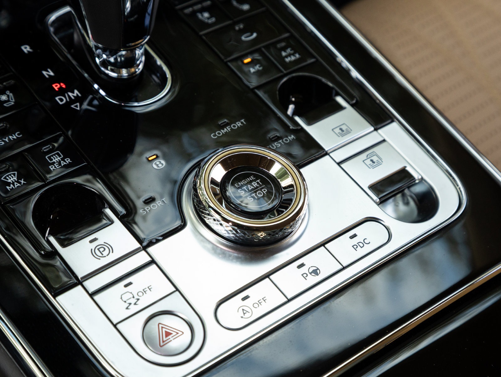 Used 2022 Bentley Flying Spur V8 AWD/4WD image 31