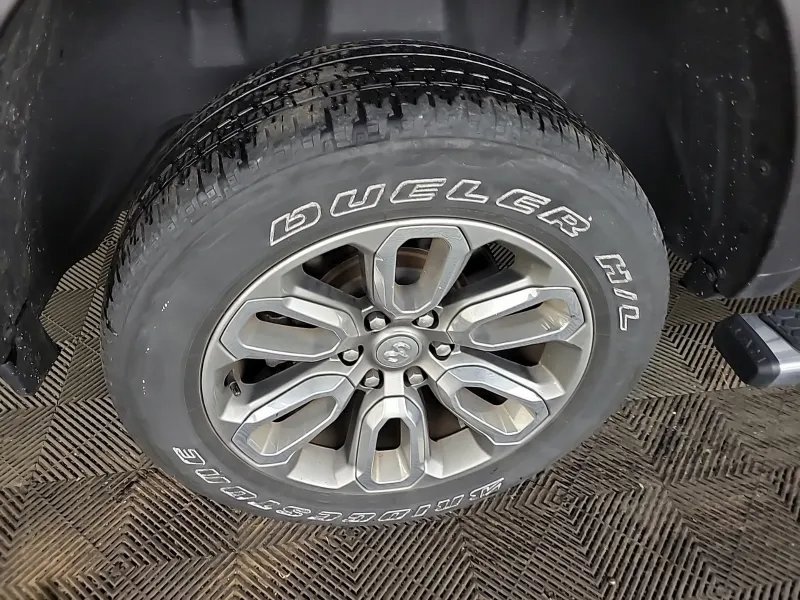 Used 2021 RAM 1500 Laramie w/ Sport Appearance Package image 7