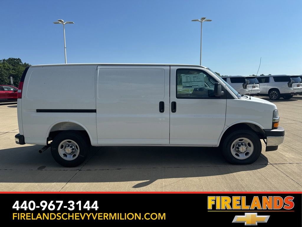New 2025 Chevrolet Express 2500 Work Van w/ Driver Convenience Package image 10