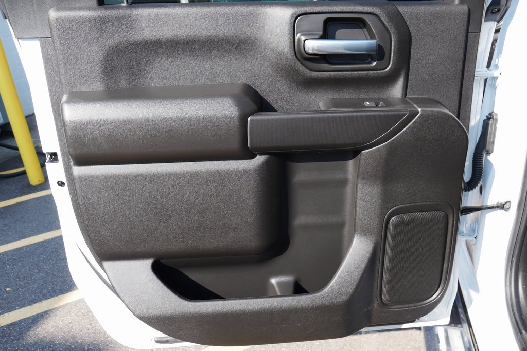 Used 2025 Chevrolet Silverado 2500 Custom w/ Custom Convenience Package image 28