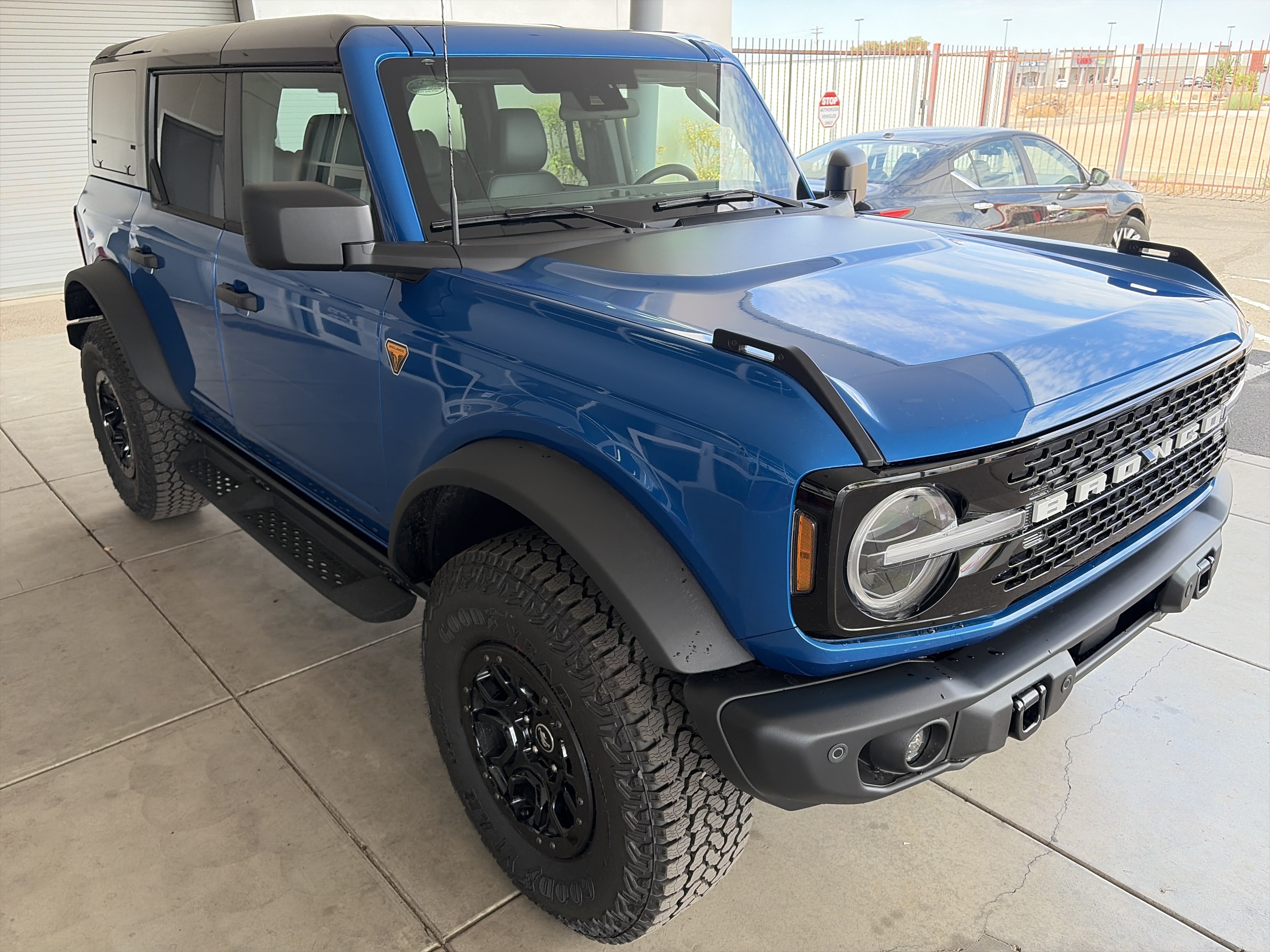 New 2026 Ford Bronco Badlands AWD/4WD image 3