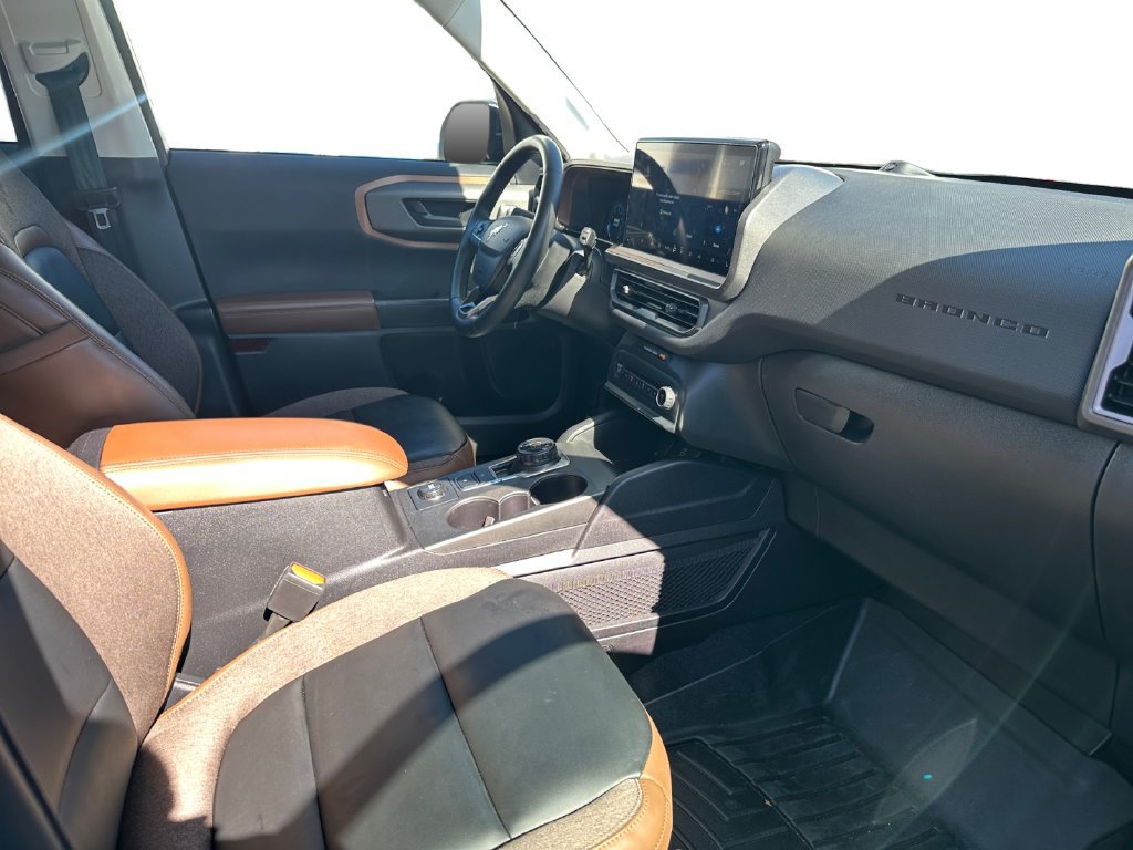 Used 2025 Ford Bronco Sport Outer Banks w/ Outer Banks Tech Package+ AWD/4WD image 17