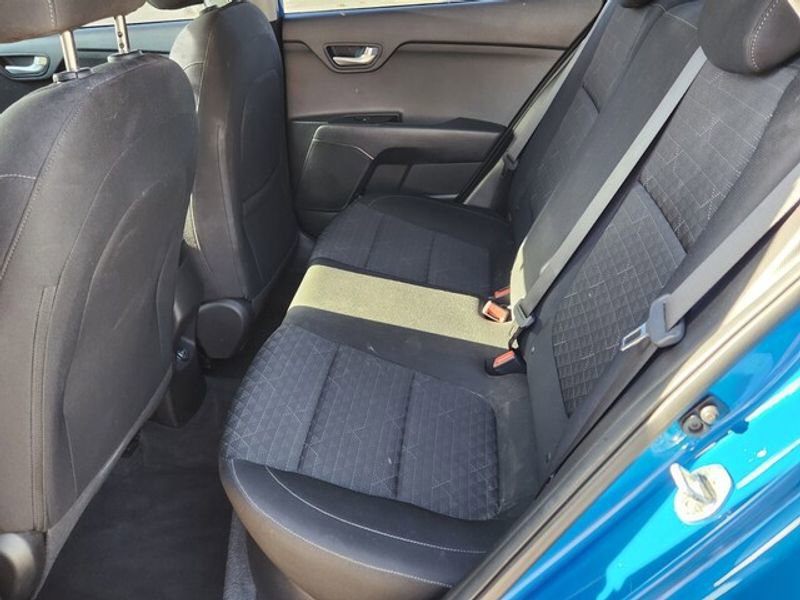 Used 2021 Kia Rio S image 8