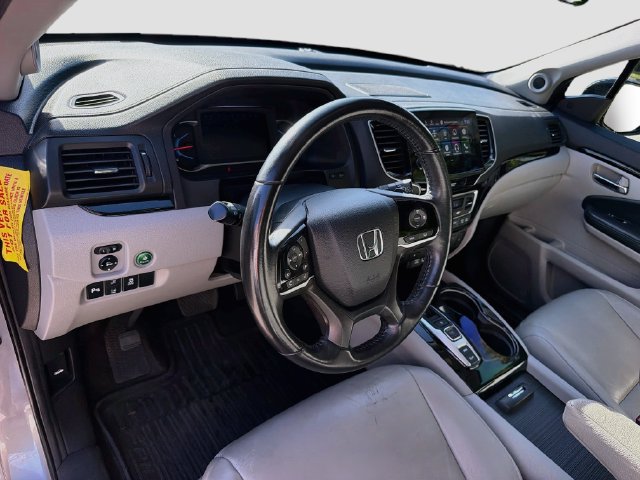 Used 2019 Honda Pilot Touring image 27