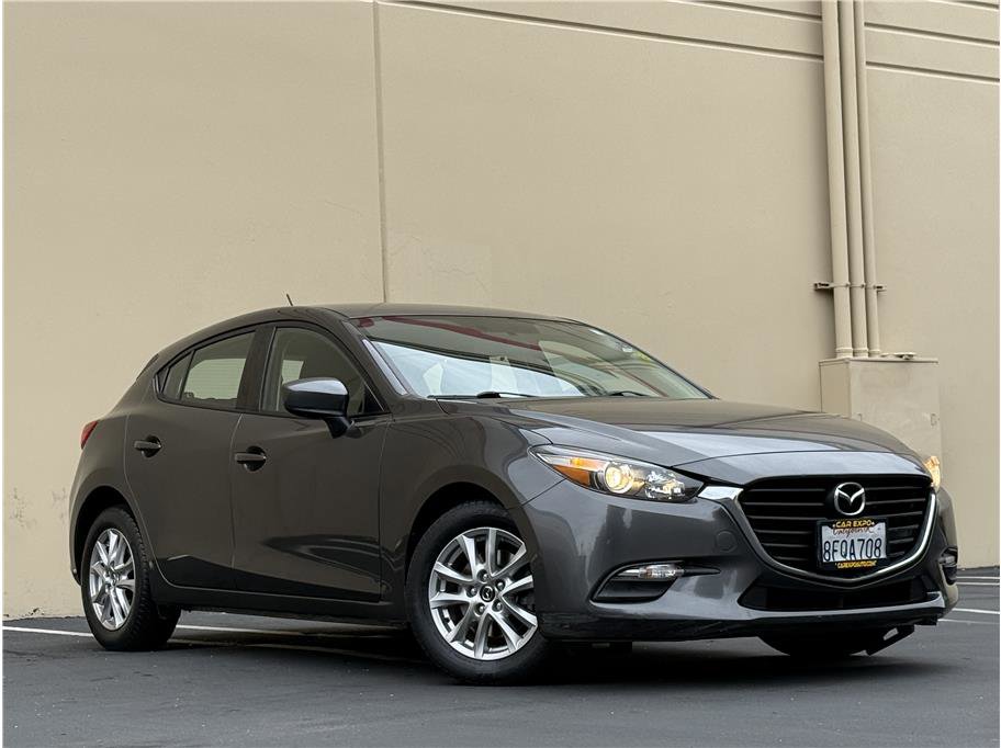 Used 2017 MAZDA MAZDA3 Sport image 23