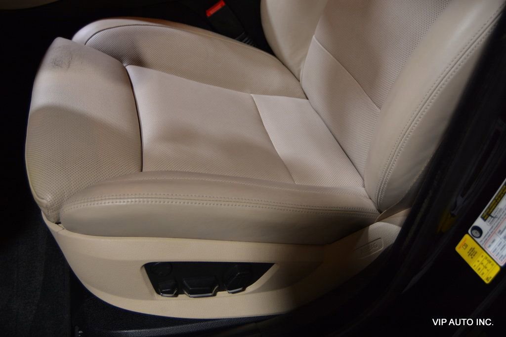 Used 2011 BMW 550i Sedan image 15