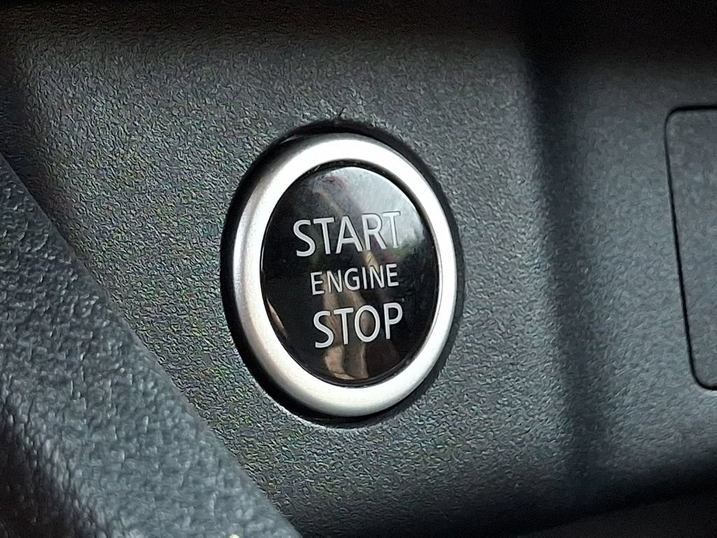 Certified 2023 Nissan Rogue SV AWD/4WD image 24