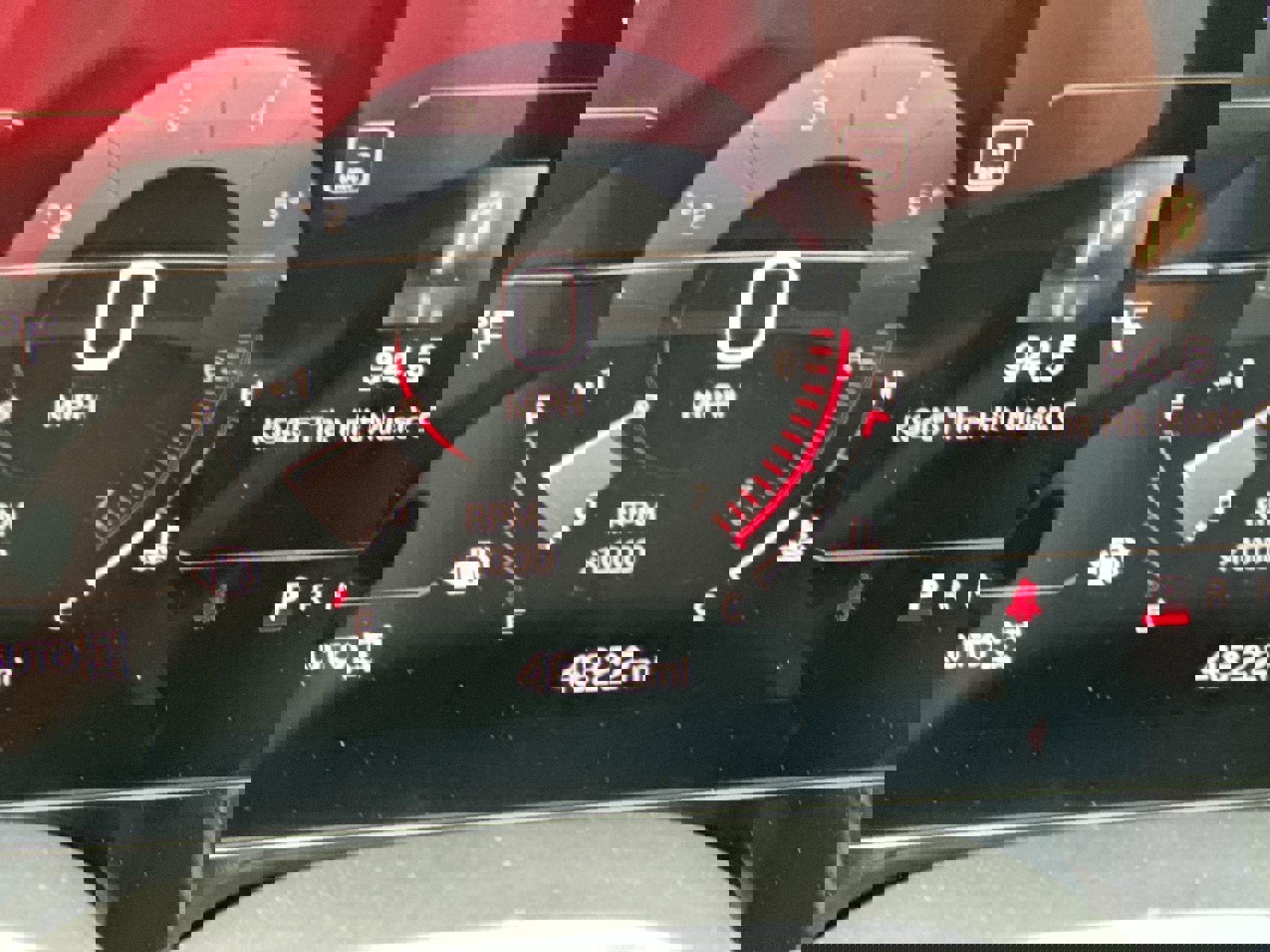 Used 2025 GMC Yukon XL Denali image 11