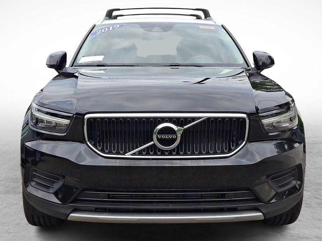 Used 2019 Volvo XC40 T5 Momentum AWD/4WD image 2