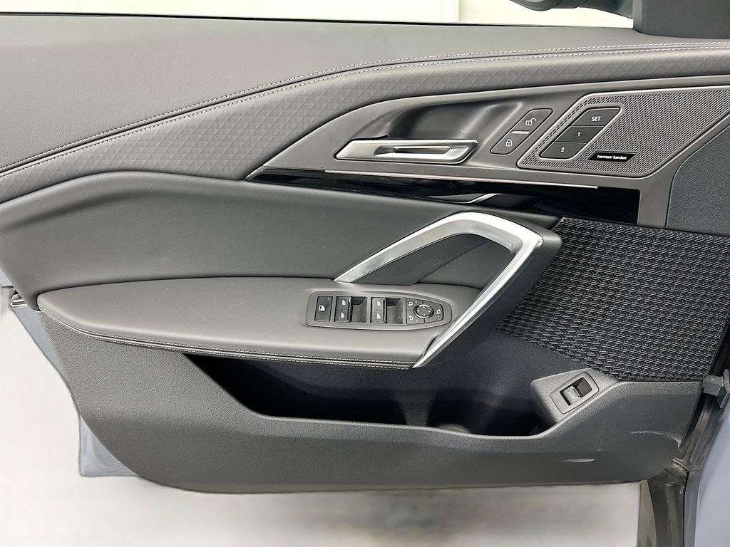 New 2026 BMW X2 xDrive28i w/ Technology Package image 23