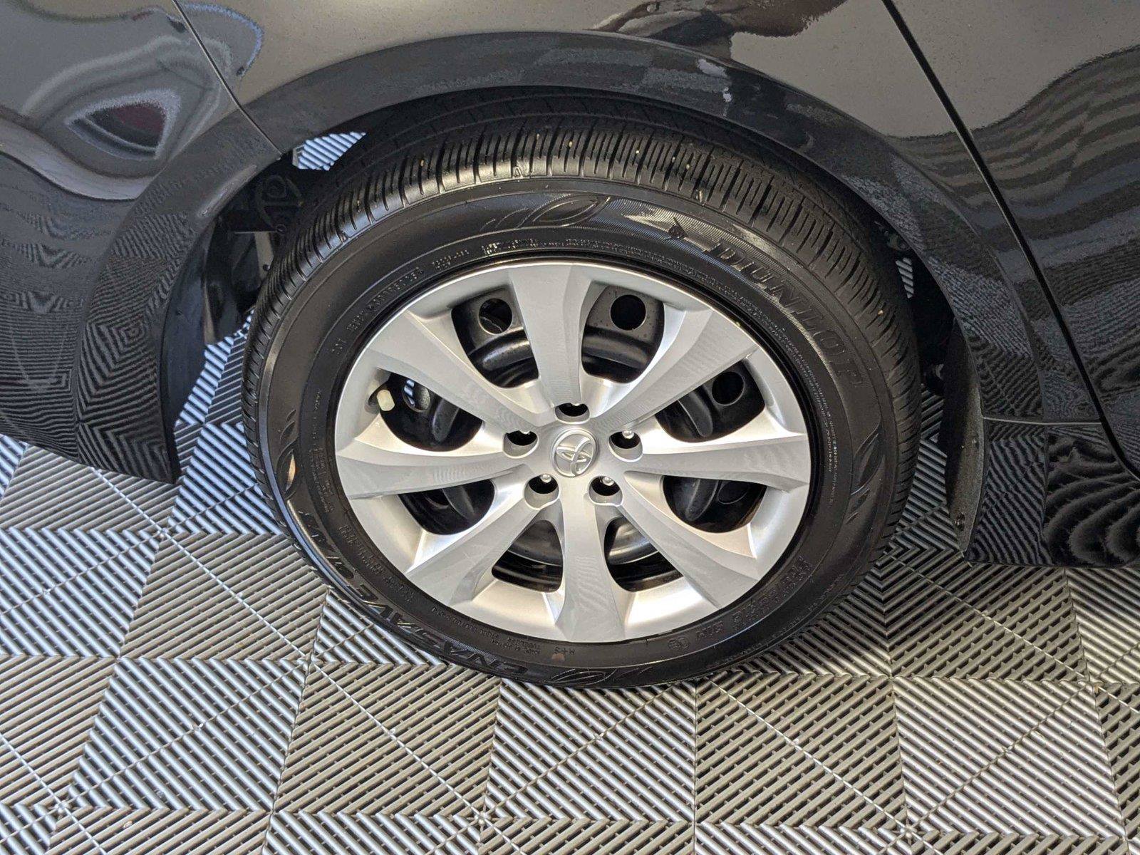 Used 2026 Toyota Corolla LE FWD image 9