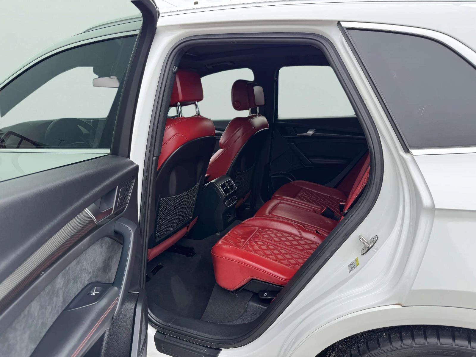 Used 2018 Audi SQ5 Prestige w/ Prestige Package AWD/4WD image 35