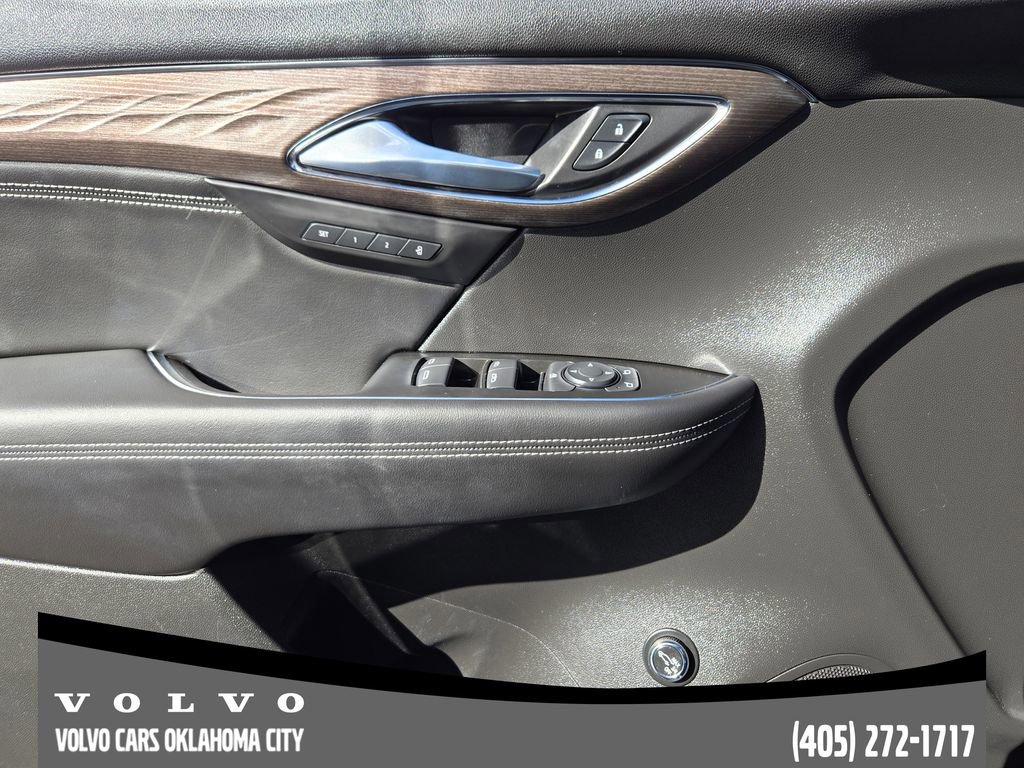 Used 2022 Buick Envision Avenir w/ Technology Package II image 22