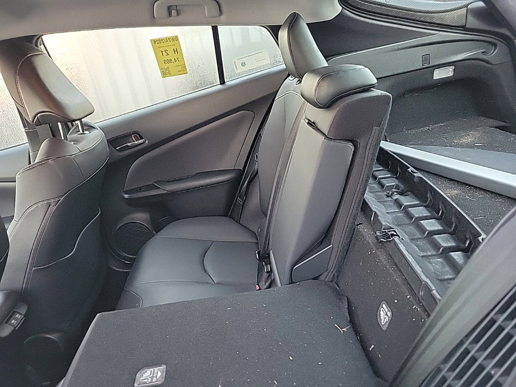 Used 2021 Toyota Prius Prime XLE FWD image 14
